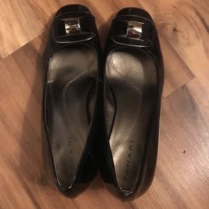 Tahari Women’s Classic Heels, size 6.5M